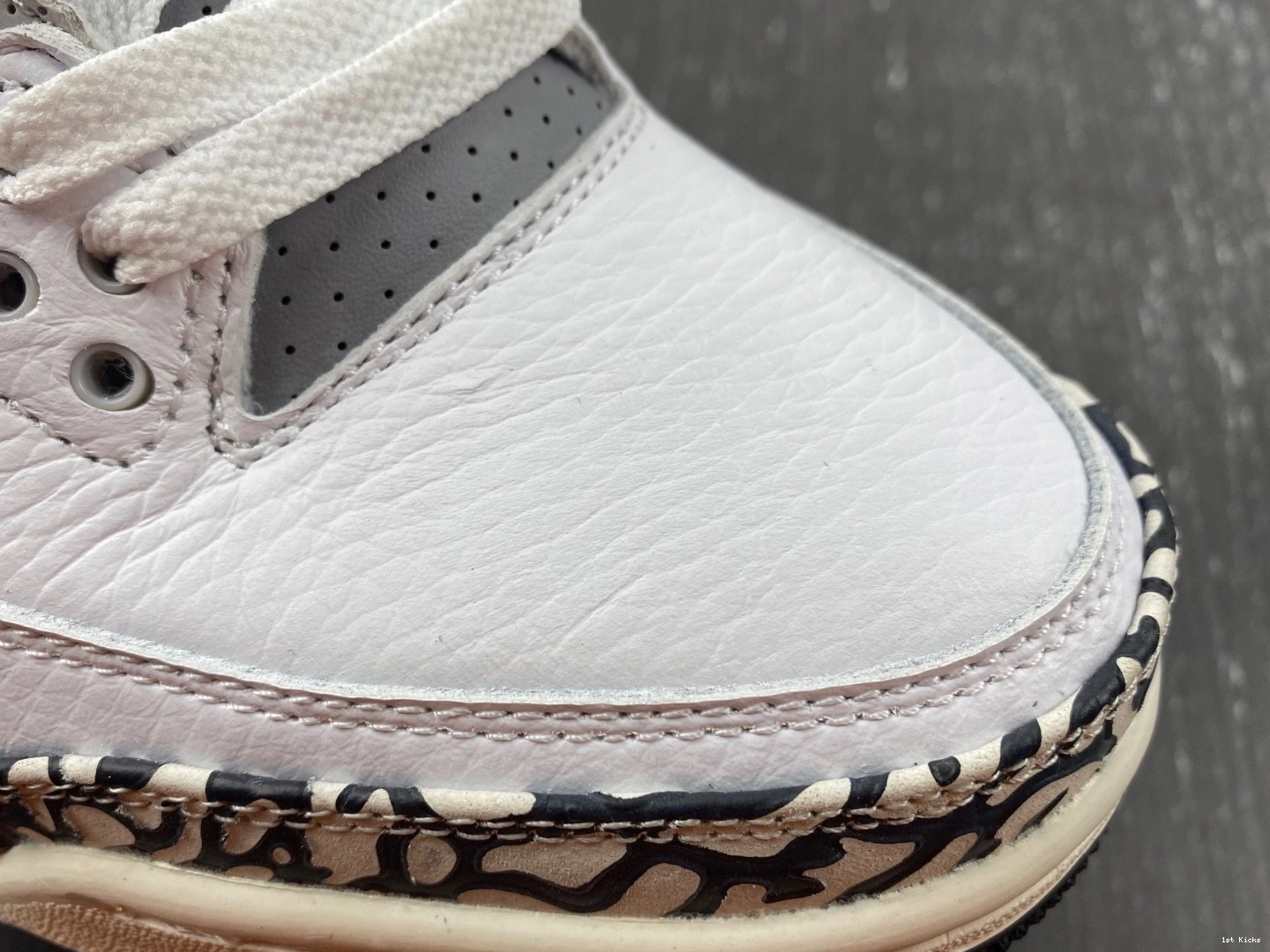 Jordan DX6665-100 Hide Retro N' 3 - (GS) Sneak 1207